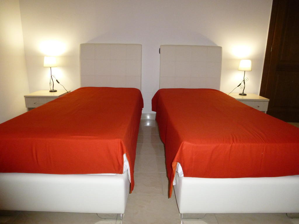 Twin Towers Rooms Lecce Kamer foto