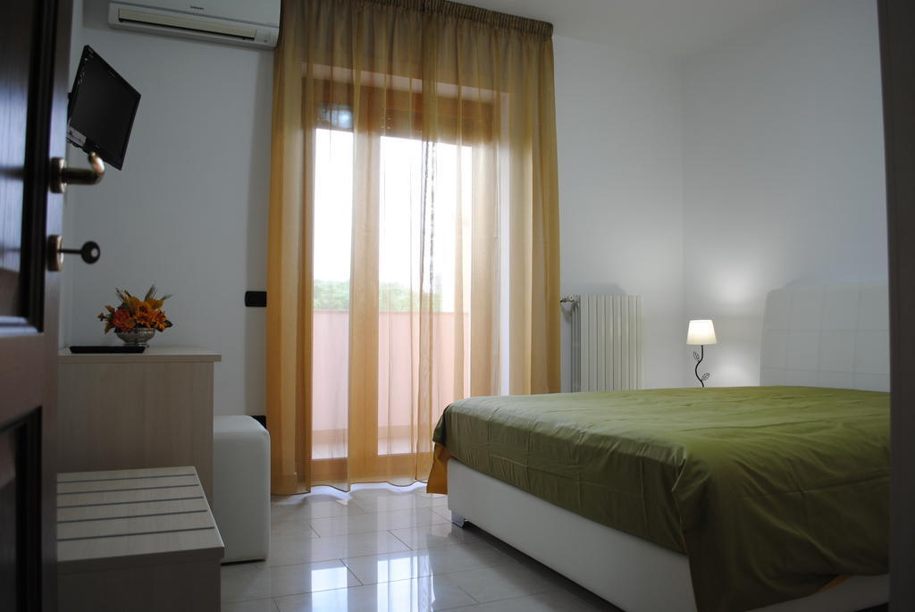 Twin Towers Rooms Lecce Kamer foto